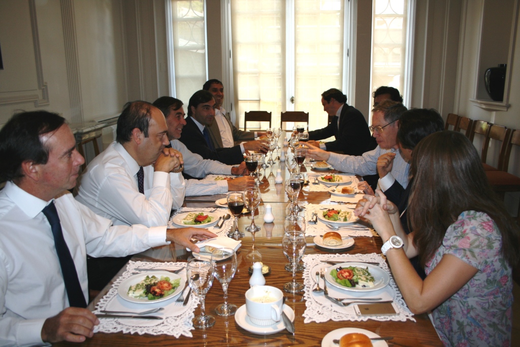 Constitucionalistas chilenos con Richard A. Epstein