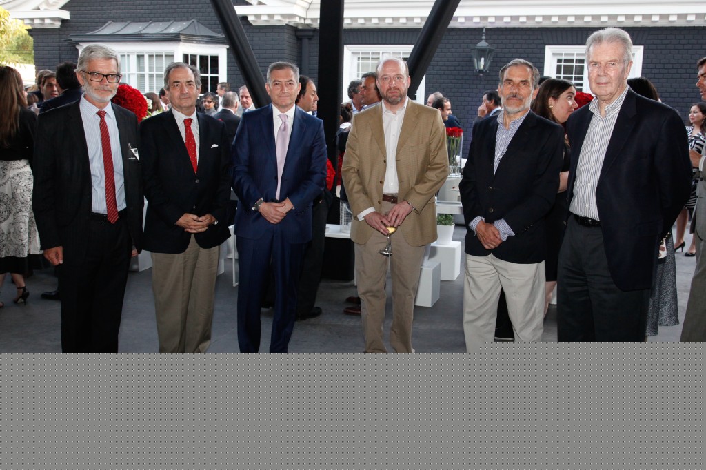 InauSedLyD-PVH-VRC-103